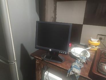 manitor dell: Dell LCD monitor + Toshiba sərt disk Məhsulun tərkibi: - Dell LCD — 4