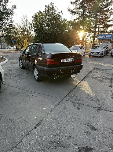 byd e9 1: Volkswagen Vento: 1994 г., 1.8 л, Механика, Бензин, Седан — 4