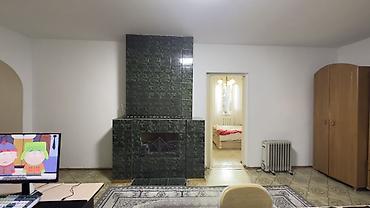 Продажа коттеджей и домов: 🏡 Продаётся дом 📍 Район Карла Маркса / Ахунбаева 🌳 Участок — 4,16 — 15
