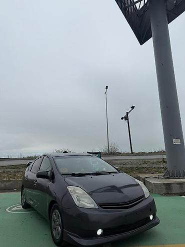 011 masini: Toyota Prius: 1.6 l | 2008 il Sedan — 2