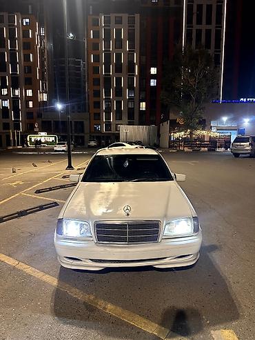 ключами: Mercedes-Benz C-Class: 1997 г., 2 л, Автомат, Бензин, Седан — 8
