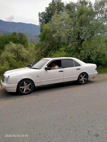Продажа авто: Mercedes-Benz E-Class: 1995 г., 3.2 л, Автомат, Бензин, Седан — 7