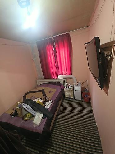 роял гарден: Продаётся жилой дом с просторным внутренним двором и навесом. - — 6