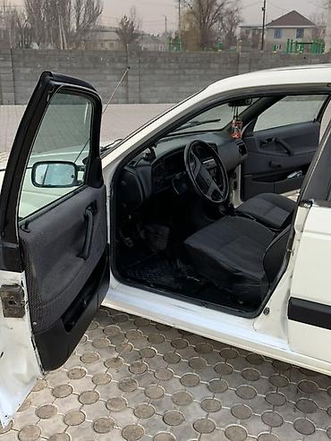 Volkswagen: Volkswagen Passat: 1991 г., Универсал — 11