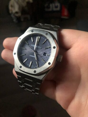 Классические: Продаю часы audemars piguet хорошие часы на руке сидят удобно привезли