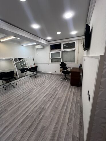 Digər ixtisaslar: Həzi aslanov metrosu yaxınlığında, obyekt satılır. İşıq su daimidir — 3