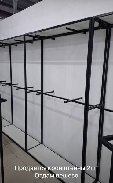б у мебель шкаф: Дүкөн үчүн текче, Колдонулган, Темир, Өзү алып кетүү