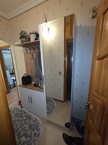 polkali skaf: Qiymətdə razılaşa bilərik.materialı mdf Dəhliz üçün funksional giriş — 1
