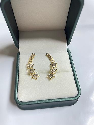 Minđuše: Cena 900/par na lalafo.rs — 2 Minđuše: Cena 900/par — 2