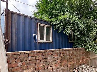 Металлический 20-тонный контейнер, полностью утепленный. Оборудован