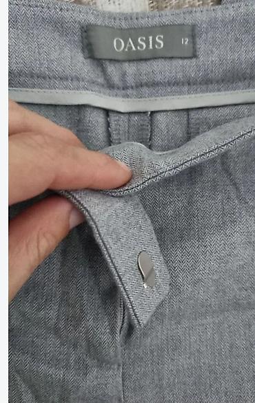 pull and bear novi sad: Dve modne stavke – pantalone OASIS i bluza CAROLYN DONNELLY The Edit — 2