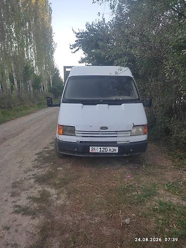 m max: Ford Transit: 2026 г., Пикап — 3