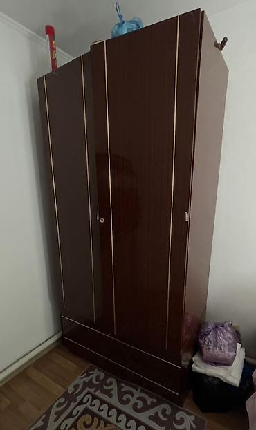 СРОЧНО ПРОДАЮ ! ШКАФ, ШИФОНЬЕР платяной, 3‑дверный, классический