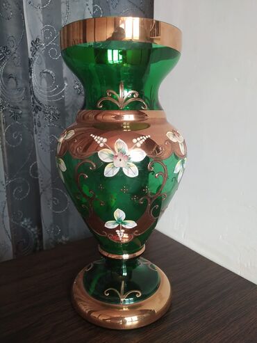 gül qabları: Одна ваза, Богемское стекло