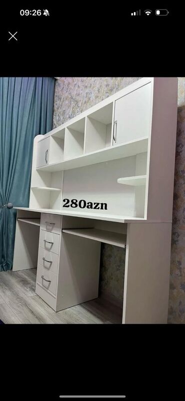 Divanlar: Oğlan və qız üçün, Yeni, Siyirməli, Yazı masası, Stullar ilə