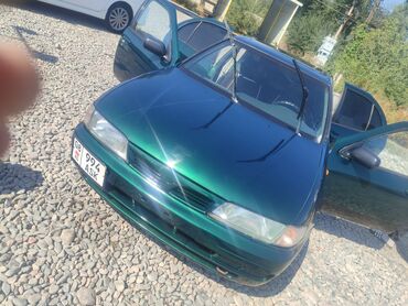 я ищу машину: Nissan Almera: 1996 г., 1.6 л, Автомат, Бензин, Седан