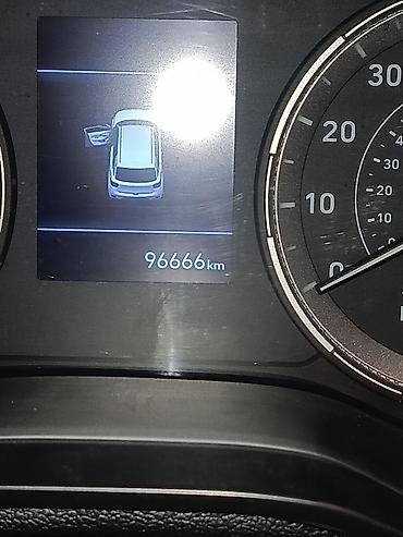 ред: Hyundai Venue: 2019 г., 1.6 л, Автомат, Бензин, Кроссовер — 4