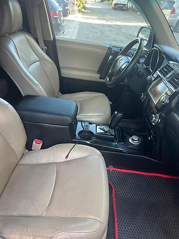 Toyota: Toyota 4Runner: 2010 г., 4 л, Автомат, Бензин, Внедорожник — 5