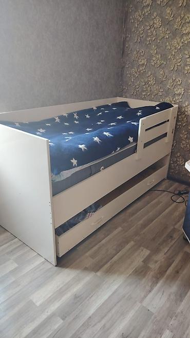Endirim!!! Ikimertebeli çarpayı 80azn. 1matras var, diger hisseye lalafo.az -da Endirim!!! Ikimertebeli çarpayı 80azn. 1matras var, diger hisseye