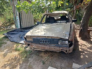 бак ауди 80: Audi 80 (B2) седан, ориентировочно начало/середина 1980‑х, бежевый — 6