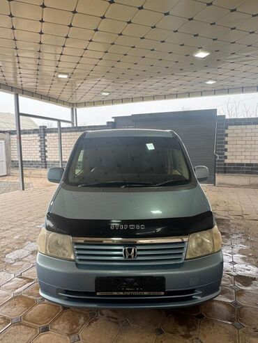 Honda: Honda Stepwgn: 2003 г., 2 л, Минивэн — 1