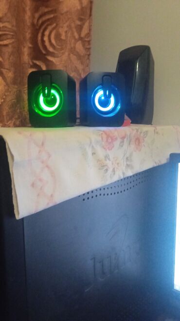 нова книги: Компактная акустическая система 2.0 для ПК/ноутбука. - Две настольные lalafo.kg да нова книги: Компактная акустическая система 2.0 для ПК/ноутбука. - Две настольные