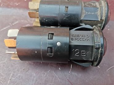 Auto delovi: Prekidač sva četri žmigavca Lada 2105,2107 Riva, Lada 2104 Karavan — 10