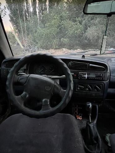 климат контроль марк 2: Volkswagen Vento: 1993 г., 1.8 л, Механика, Бензин, Седан