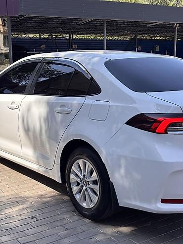 Toyota: Toyota Corolla: 2021 г., 1.8 л, Вариатор, Гибрид, Седан — 5