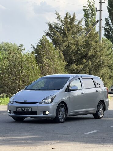 Toyota: Toyota WISH: 2004 г., 2 л, Автомат, Бензин, Минивэн