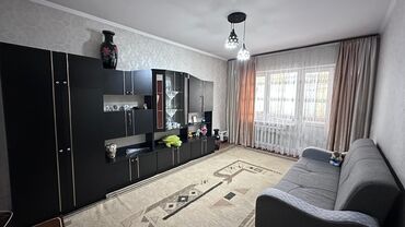 1 ком квартиры в бишкеке: 3 комнаты, 60 м², 105 серия, 3 этаж, Косметический ремонт