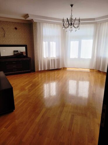 Yeni tikili: 2 otaqlı, Yeni tikili, 94 kv. m — 1