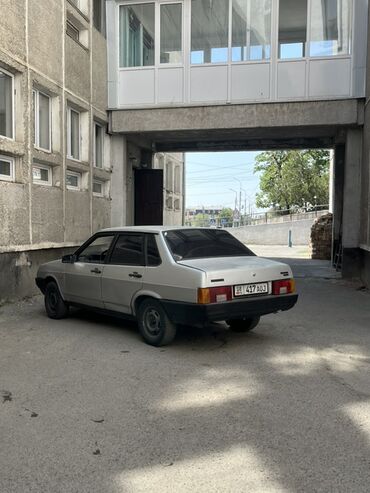 ВАЗ (ЛАДА): ВАЗ (ЛАДА) 21099: 2002 г., 1.5 л, Механика, Бензин, Седан — 9