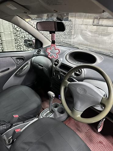 Toyota: Toyota Vitz: 2000 г., 1 л, Хэтчбэк — 9