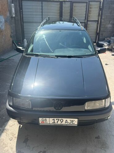 авто рынык бишкек: Volkswagen Passat: 1993 г., 1.8 л, Механика, Бензин, Универсал