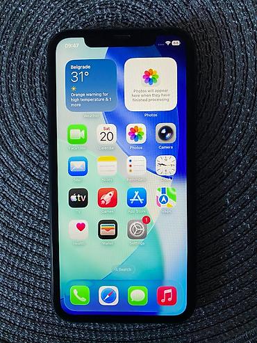 polo auto: IPhone 11 korišćen (u odličnom stanju) Sim Free iCloud Free Battery — 1
