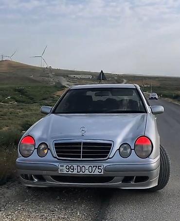 w210 amg: Mercedes-Benz E-Class: 2.2 l | 2001 il Sedan — 2