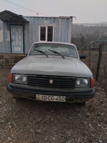 QAZ: QAZ 31029 Volga: 2.4 l | 1994 il 300000 km Sedan