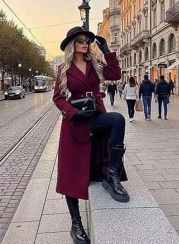 Za ovim modelom kaputa su sve zene odlepile Vel: S M L XL Cena na lalafo.rs Za ovim modelom kaputa su sve zene odlepile Vel: S M L XL Cena