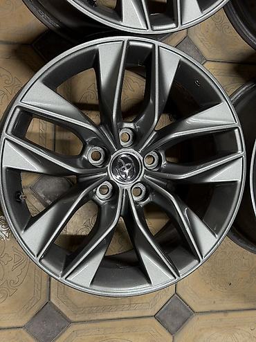 aeolus e70: Литые Диски R 17 Toyota, Комплект, отверстий - 5, Б/у — 6