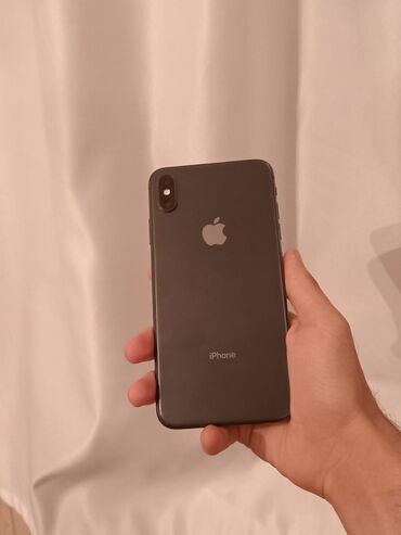 barter iphone: IPhone Xs Max, 64 GB, Qara, Face ID