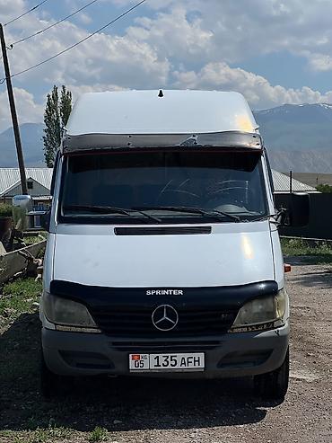 эшке: Жеңил жүк ташуучу унаа, Mercedes-Benz, Стандарт, 3 т, Колдонулган — 1