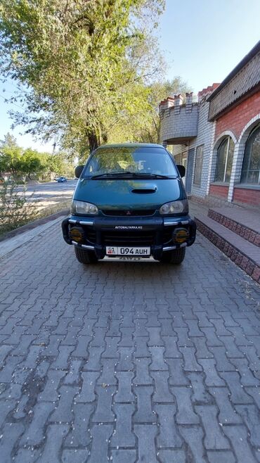 Mitsubishi: Mitsubishi Delica: 1996 г., 2.8 л, Автомат, Дизель, Внедорожник