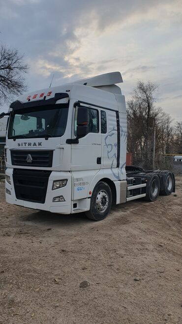 Тягачи: Тягач, Howo, 2020 г., Без прицепа — 1