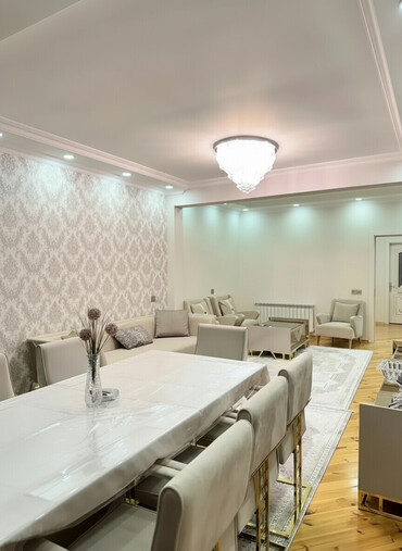 Qonaq otağı dəstləri: Satılır: Tam mebellı və zövqlə dizayn olunmuş mənzil interyeri - — 1