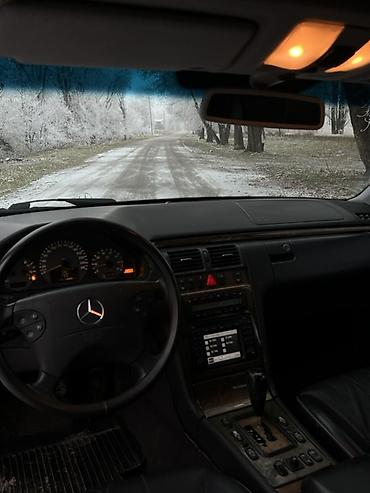 Mercedes-Benz: Mercedes-Benz E-Class: 2001 г., 4.3 л, Автомат, Бензин, Седан — 12