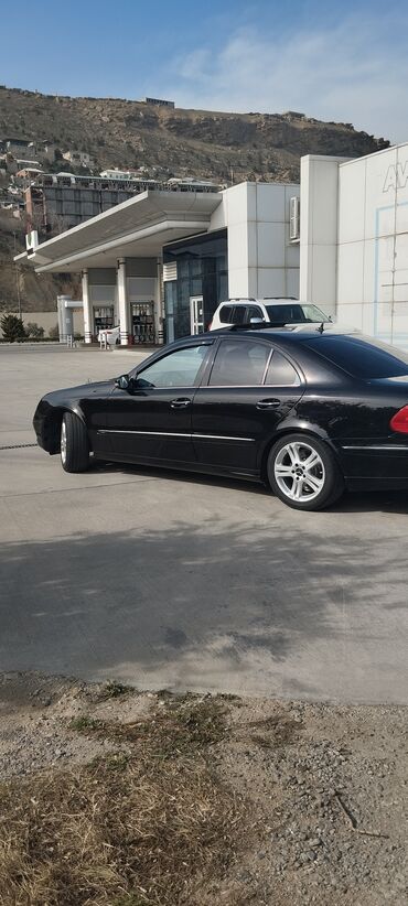 Mercedes-Benz: Mercedes-Benz E 220: 2.2 l | 2007 il Sedan -da lalafo.az — 25 Mercedes-Benz: Mercedes-Benz E 220: 2.2 l | 2007 il Sedan — 25