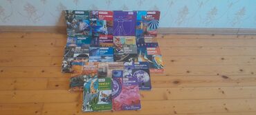 Kitablar satılır, qiymət 4 azn, qruşa 8 azn. - Ensiklopedik seriya