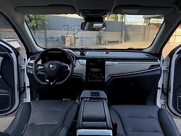 byd e1: Weltmeister EX5, 2021 г., Передний — 3