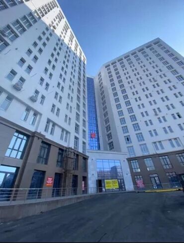 срочно продается квартира: 3 комнаты, 93 м², Элитка, 12 этаж, ПСО (под самоотделку)